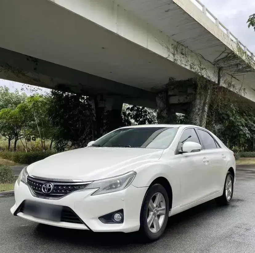 2013 Toyota Reiz 2.5L 193HP V6 6AT