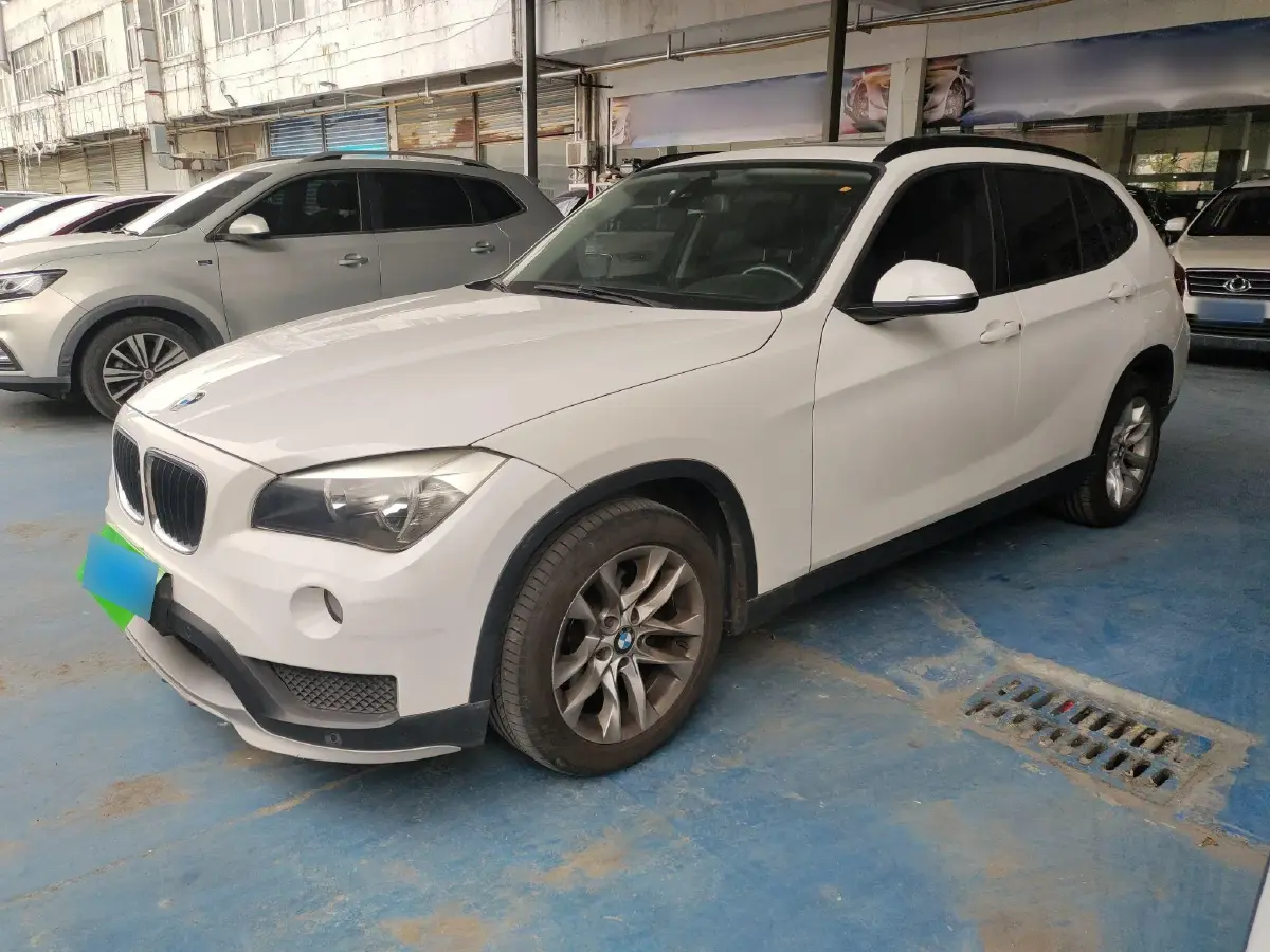 2015 BMW X1 2.0T 156HP L4 8AT