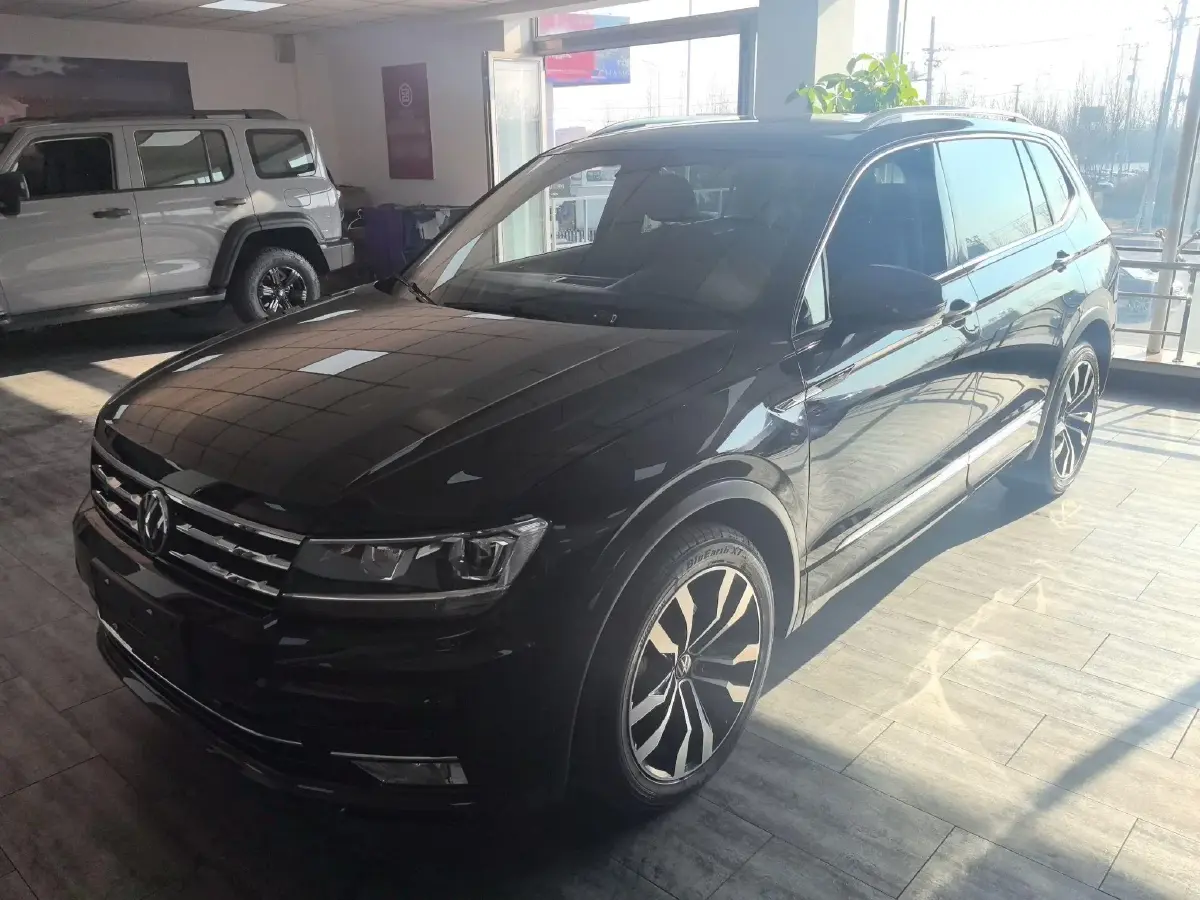 2021 Volkswagen Tiguan L 2.0T 186HP L4 7DCT