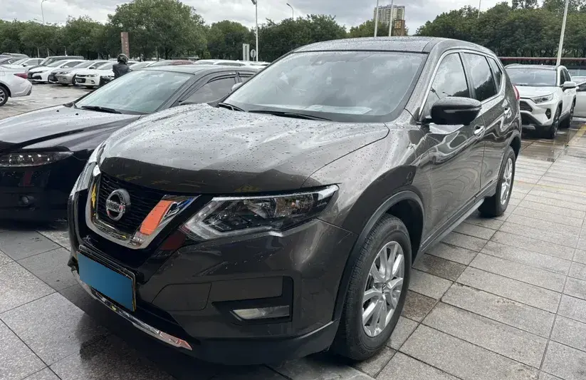 2021 Nissan X-Trail 2.0L 151HP L4 CVT