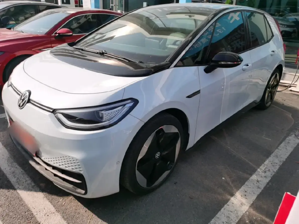 2023 Volkswagen ID.3 BEV 52.8KWH