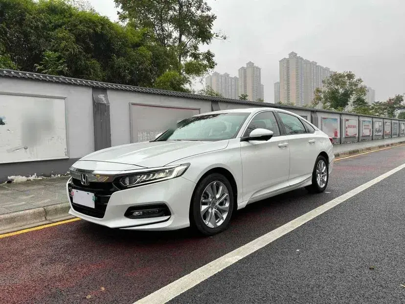 2018 Honda Accord 1.5T 194HP L4 CVT