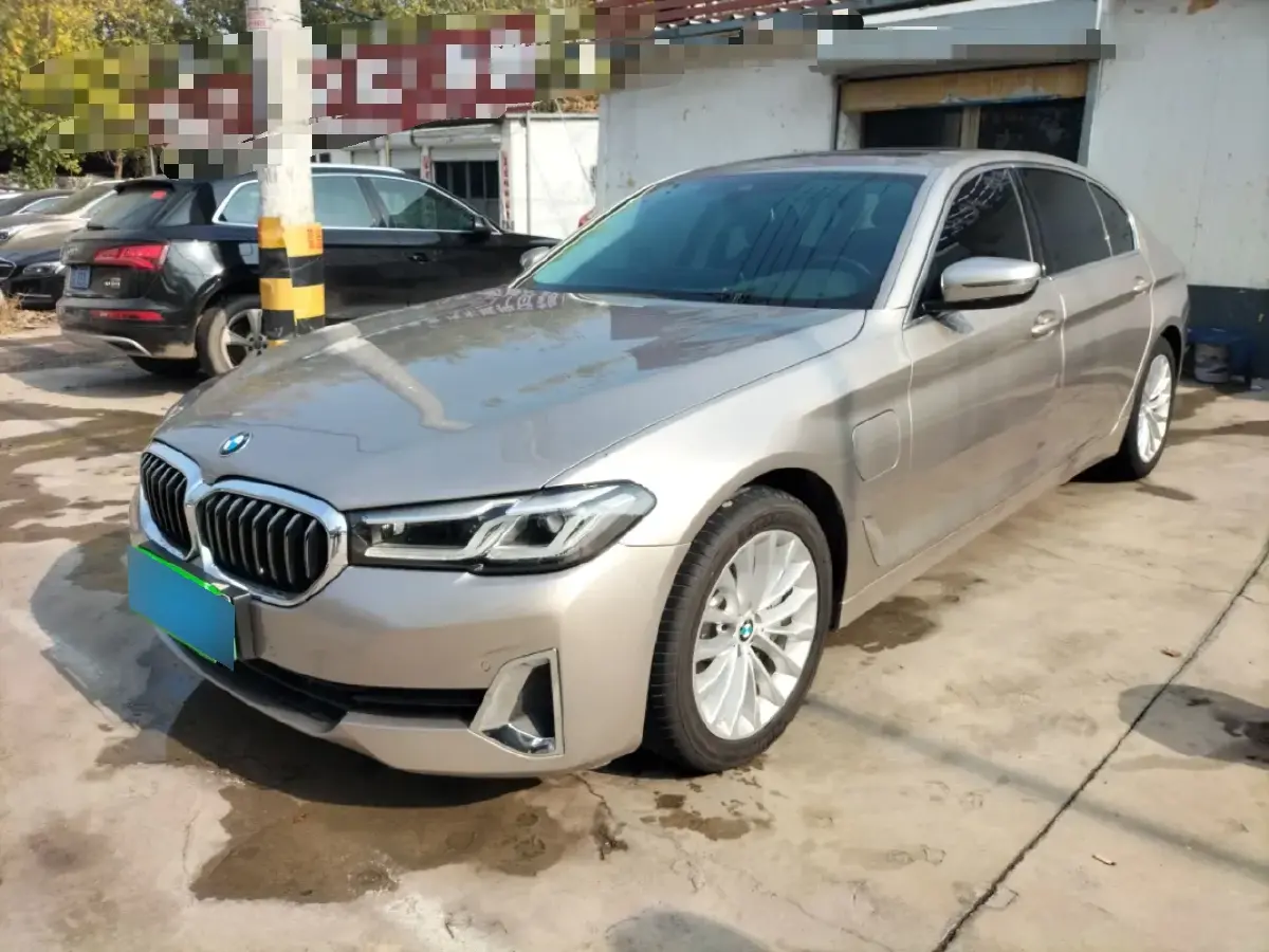 2021 BMW 5 Series 2.0T 184HP L4 8AT PHEV 17.7KWH