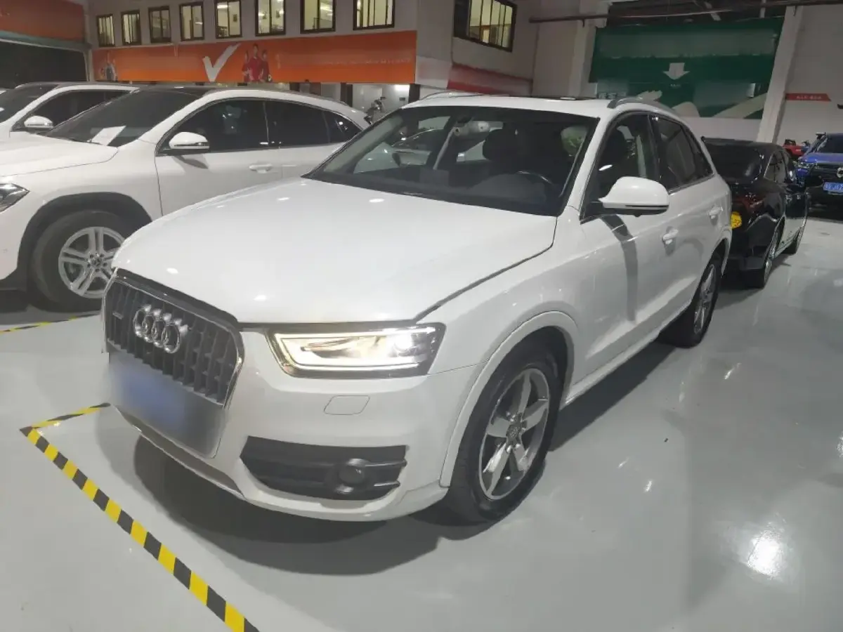 2016 Audi Q3 2.0T 170HP L4 7DCT