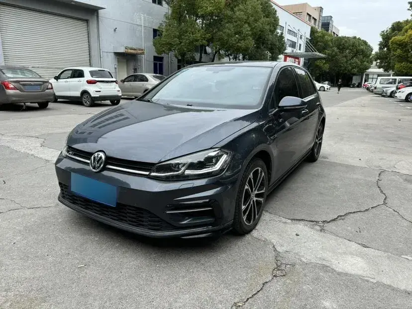 2019 Volkswagen Golf 1.4T 150HP L4 7DCT