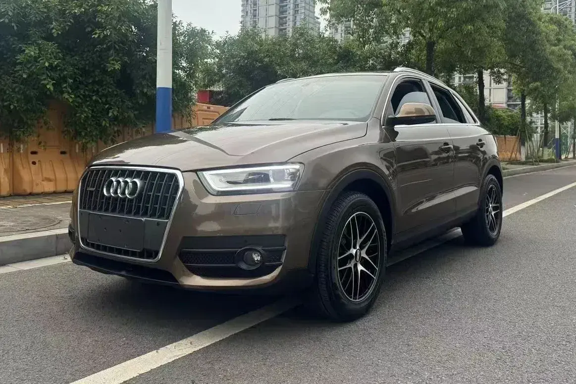 2015 Audi Q3 2.0T 170HP L4 7DCT