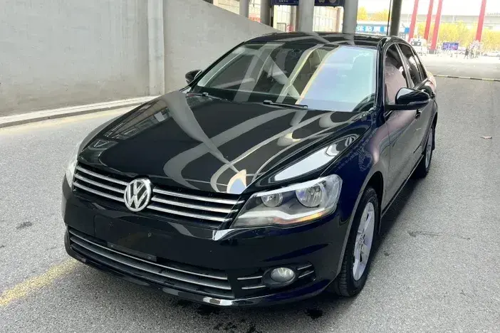2014 Volkswagen Bora 1.6L 105HP L4 6AT