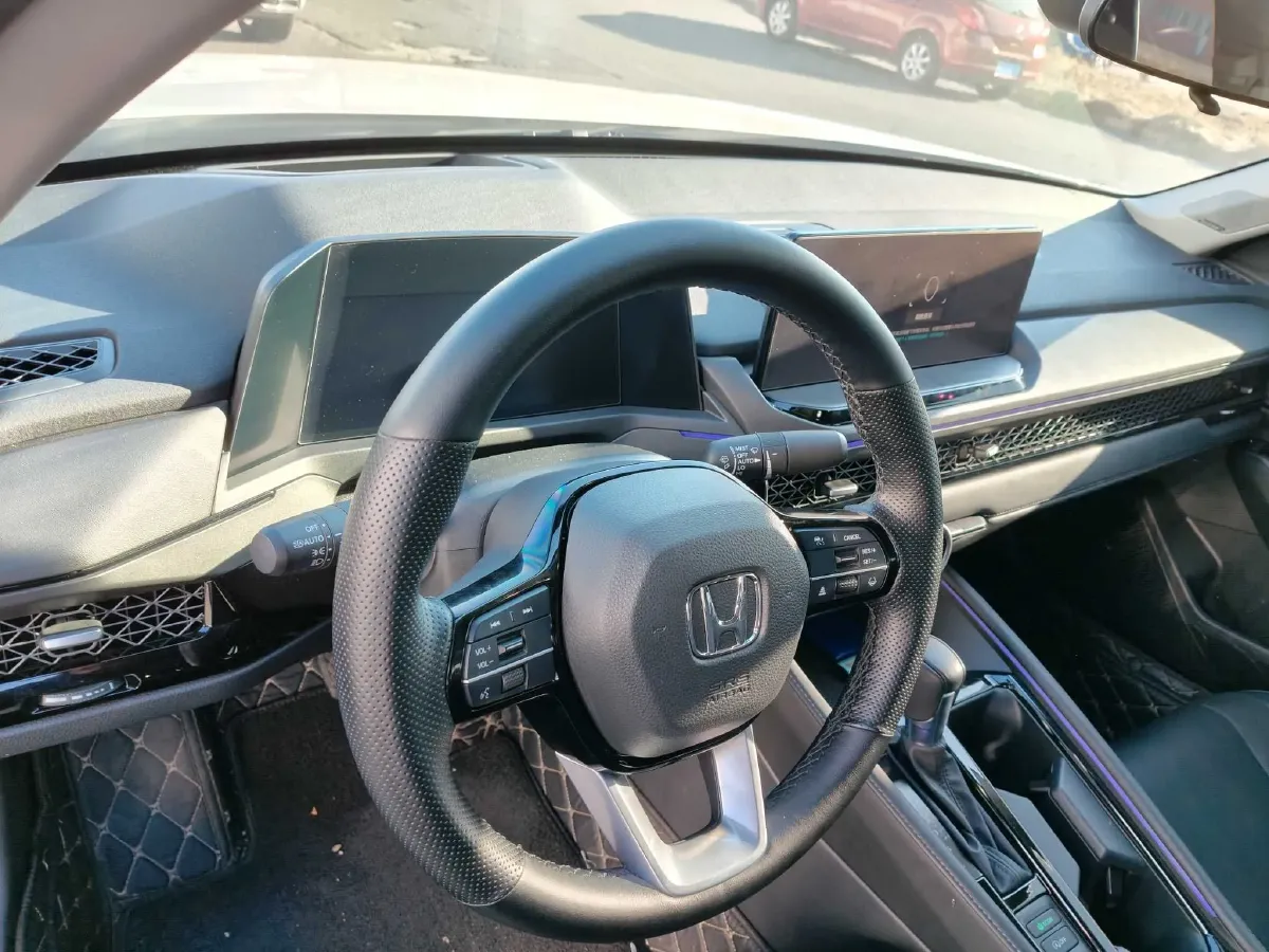 2023 Honda Accord 1.5T 192HP L4 CVT,autocango,china used car exporter,china ev exporter,chinese used car exporter,chinese used ev exporter