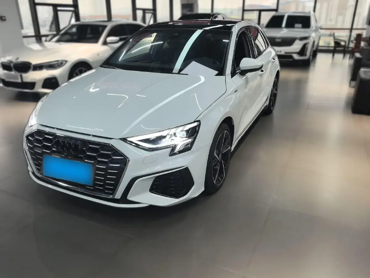 2022 Audi A3 1.4T 150HP L4 7DCT