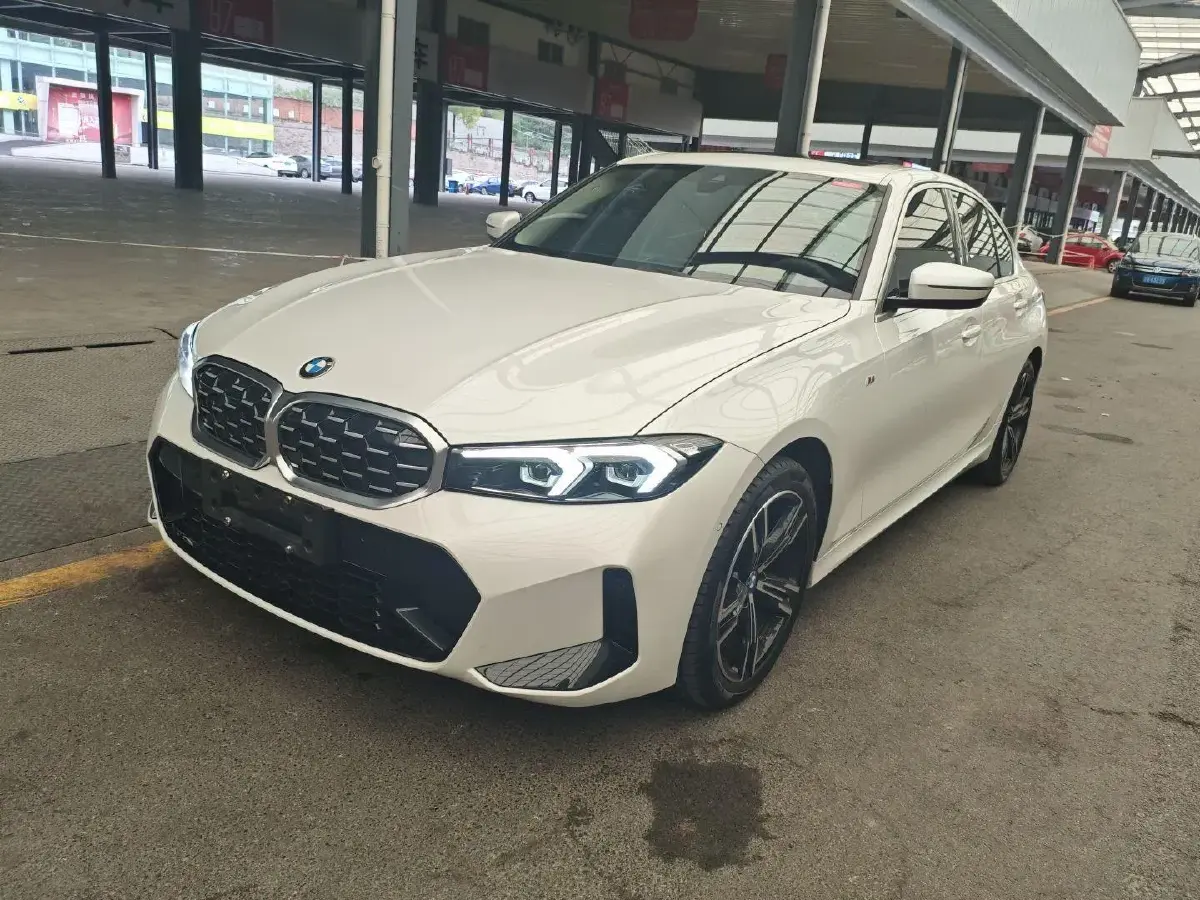 2023 BMW 3 Series 2.0T 184HP L4 8AT