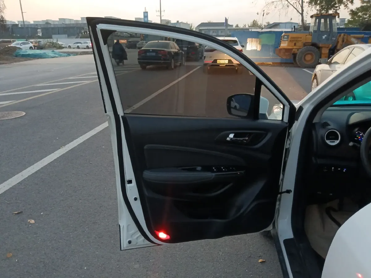 2018 ChangAn CS15 EV BEV 42.92KWH,autocango,china used car exporter,china ev exporter,chinese used car exporter,chinese used ev exporter