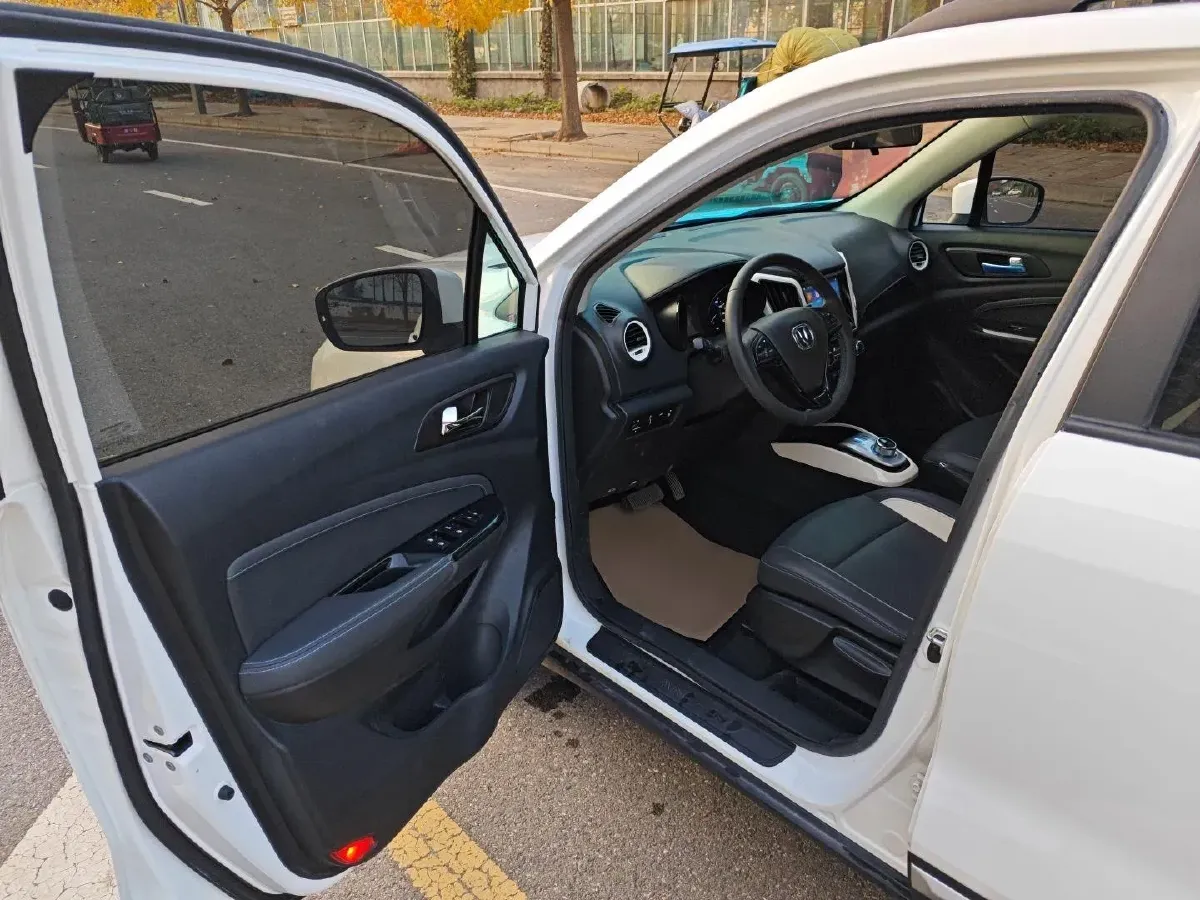 2018 ChangAn CS15 EV BEV 42.92KWH,autocango,china used car exporter,china ev exporter,chinese used car exporter,chinese used ev exporter