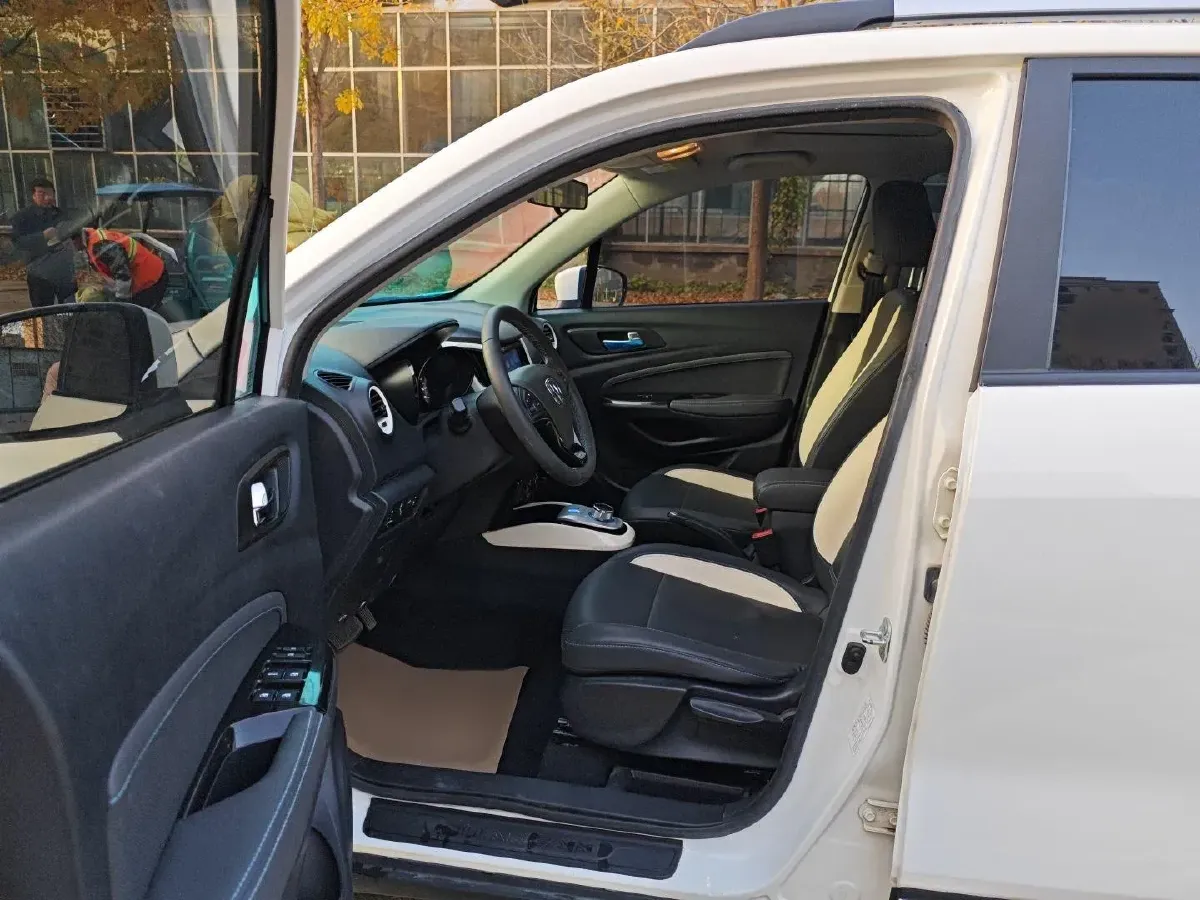 2018 ChangAn CS15 EV BEV 42.92KWH,autocango,china used car exporter,china ev exporter,chinese used car exporter,chinese used ev exporter