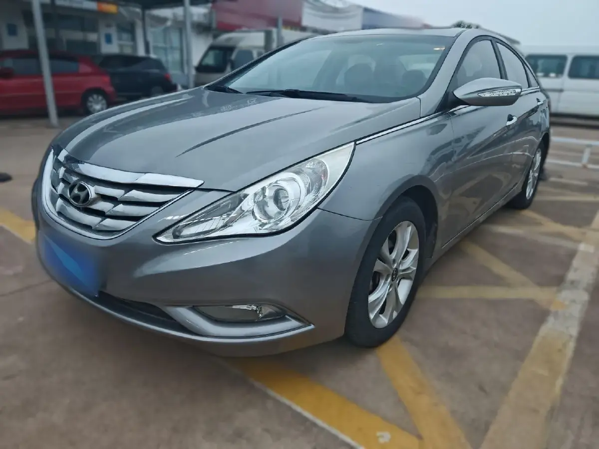 2011 Hyundai Sonata 2.0L 165HP L4 6AT