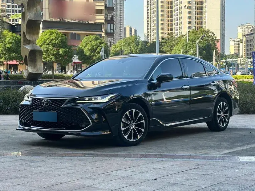 2023 Toyota Avalon 2.5L 207HP L4 8AT