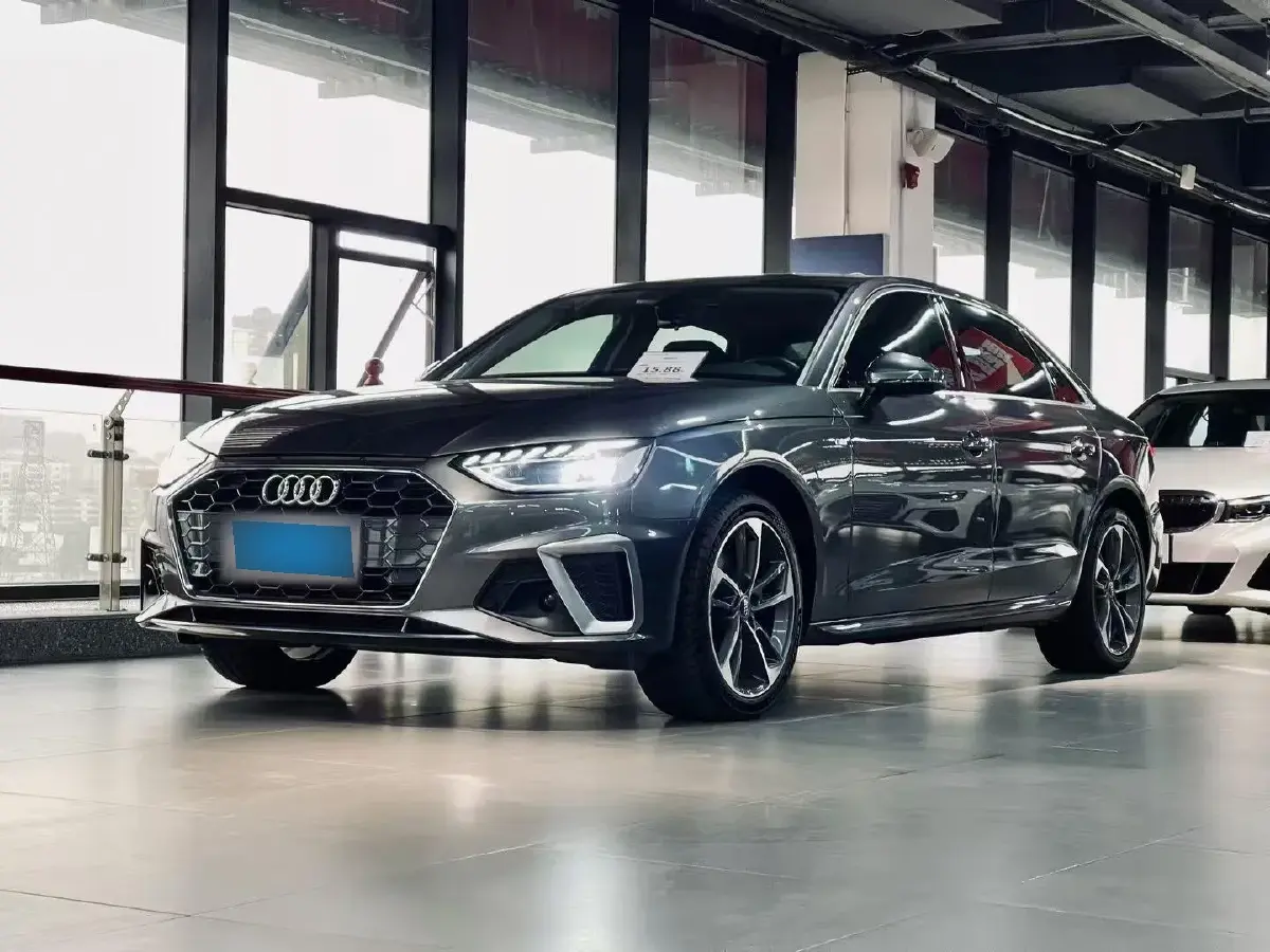 2020 Audi A4L 2.0T 190HP L4 7DCT