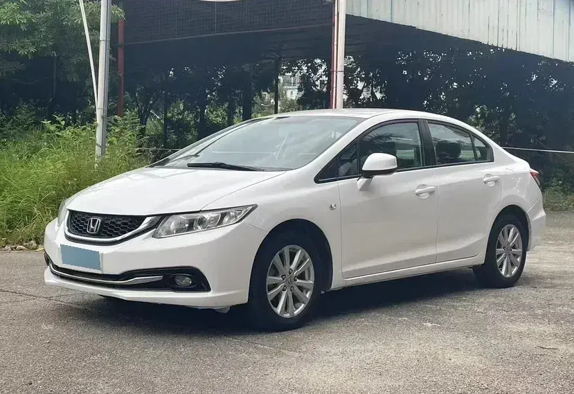 2014 Honda Civic 1.8L 141HP L4 5AT