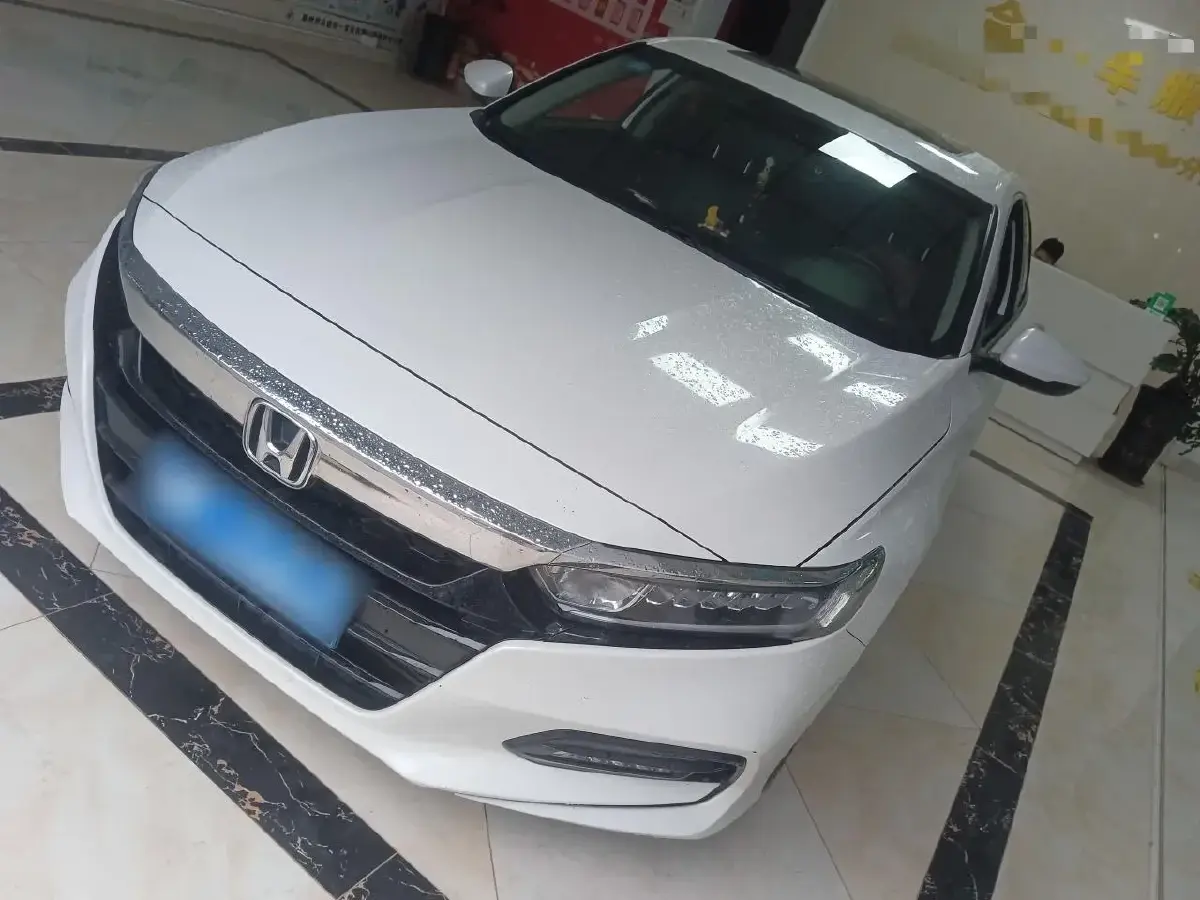 2018 Honda Accord 1.5T 194HP L4 CVT