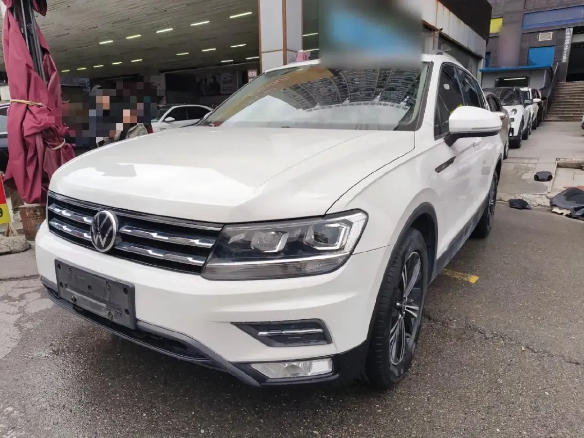 2021 Volkswagen Tiguan L 2.0T 186HP L4 7DCT