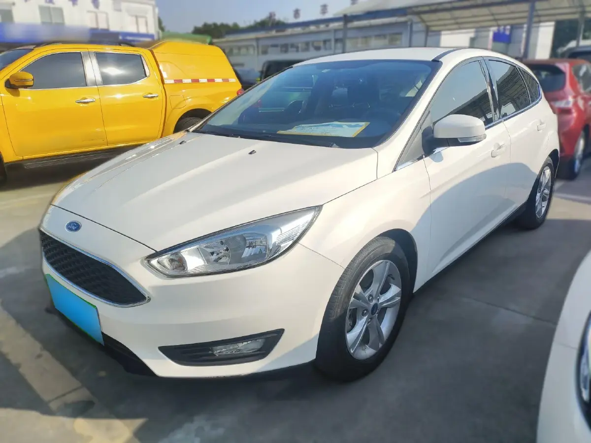 2017 Ford Focus 1.6L 125HP L4 6DCT