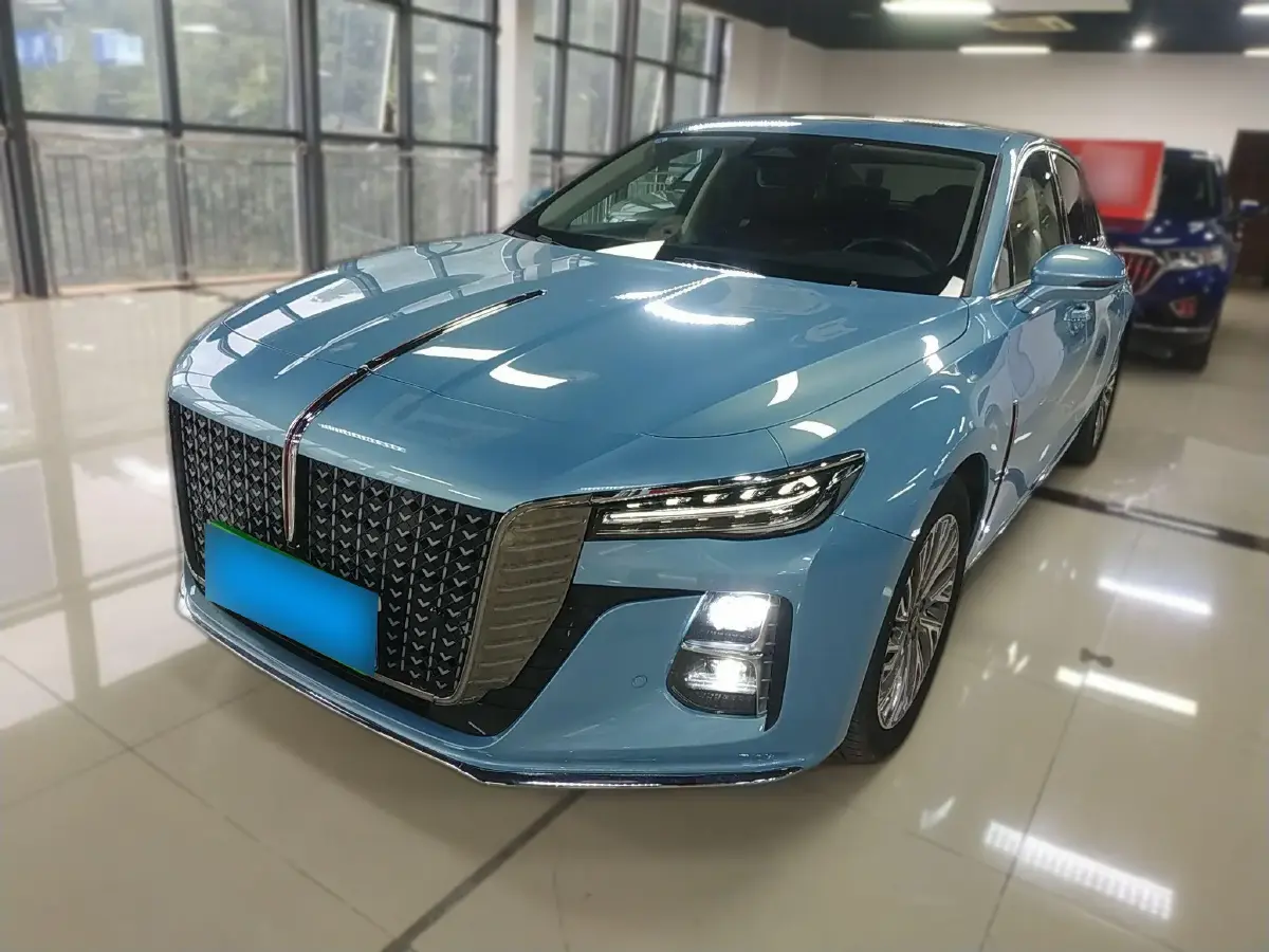 2023 HongQi H5 2.0T 224HP L4 8AT