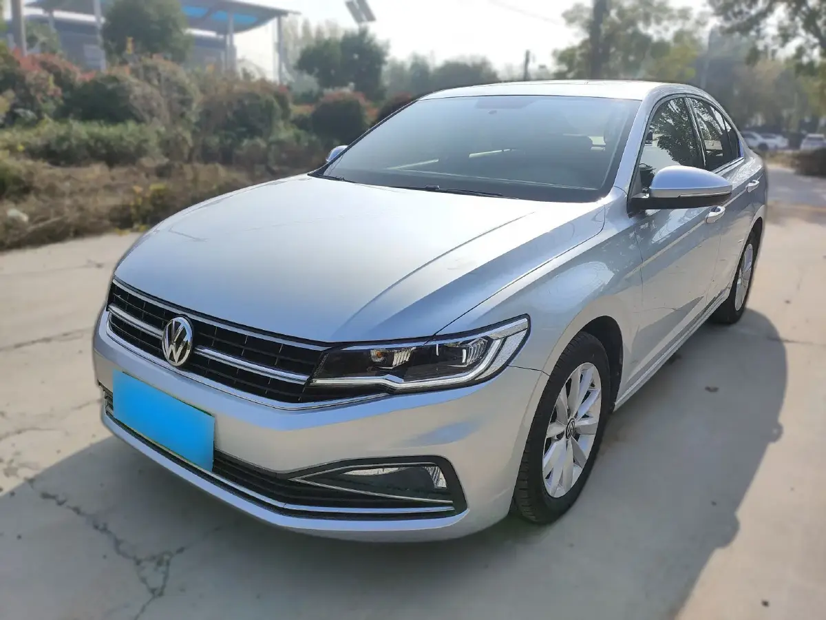 2020 Volkswagen Bora 1.5L 113HP L4 6AT