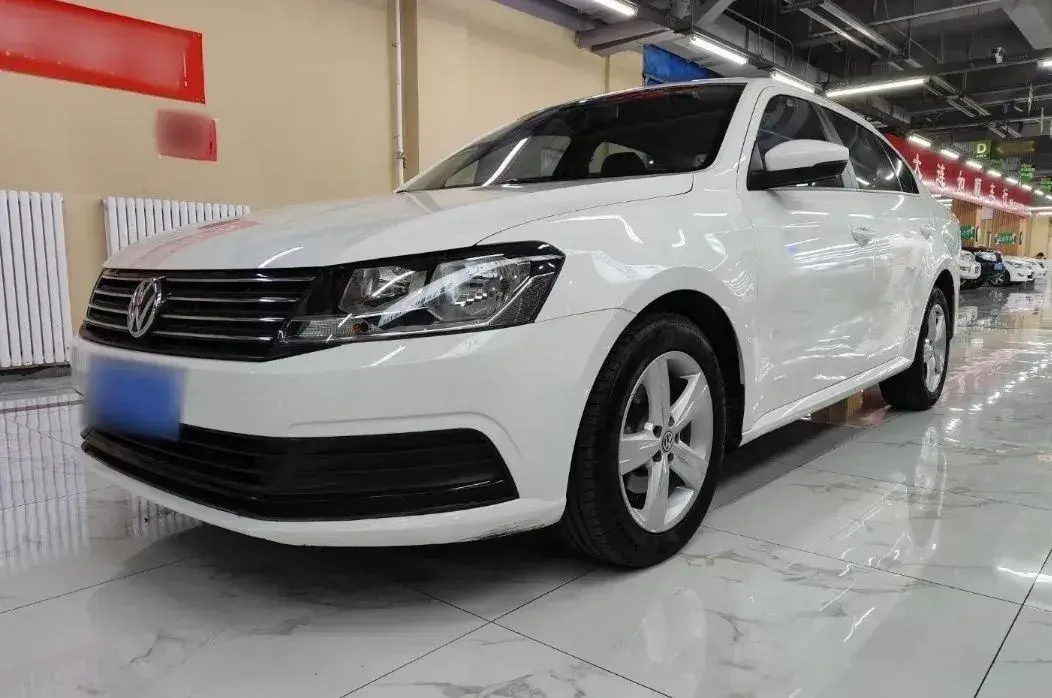 2017 Volkswagen Lavida 1.6L 110HP L4 6AT