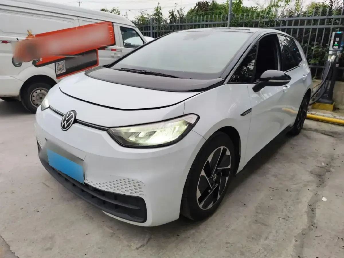 2023 Volkswagen ID.3 BEV 52.8KWH