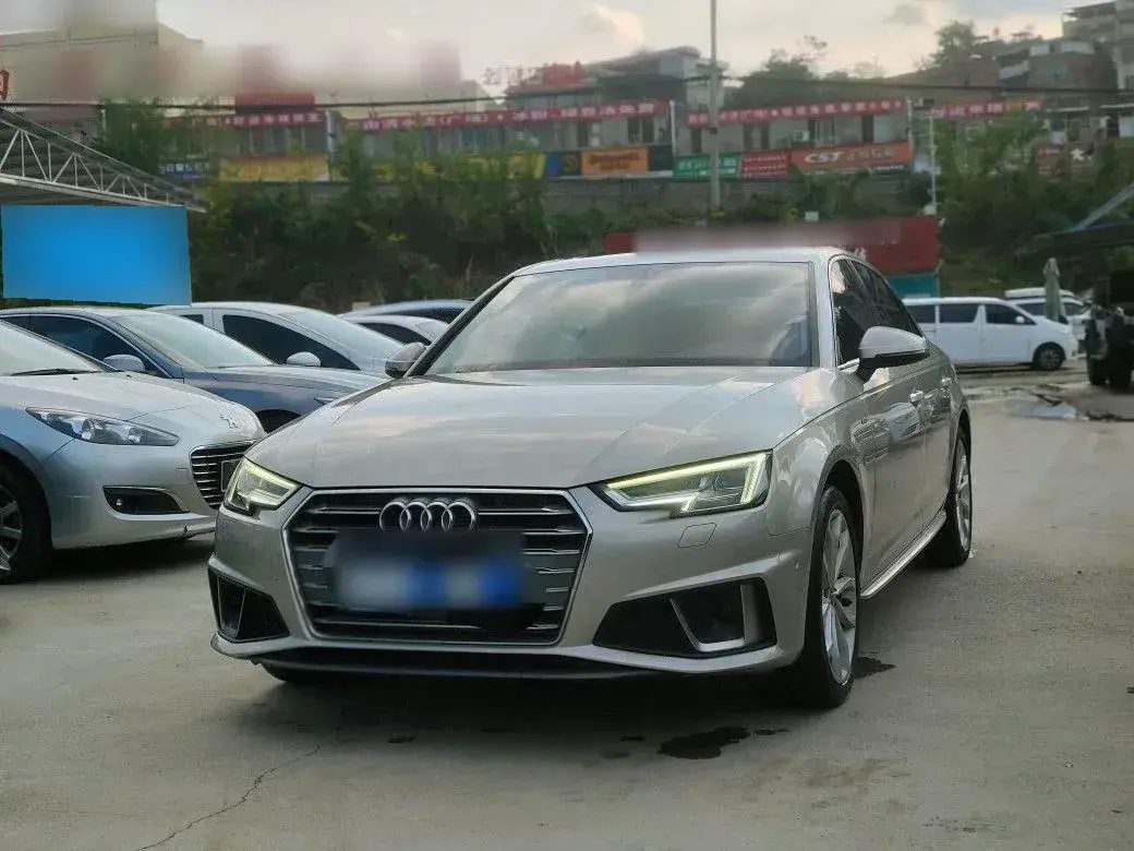 2019 Audi A4L 2.0T 190HP L4 7DCT
