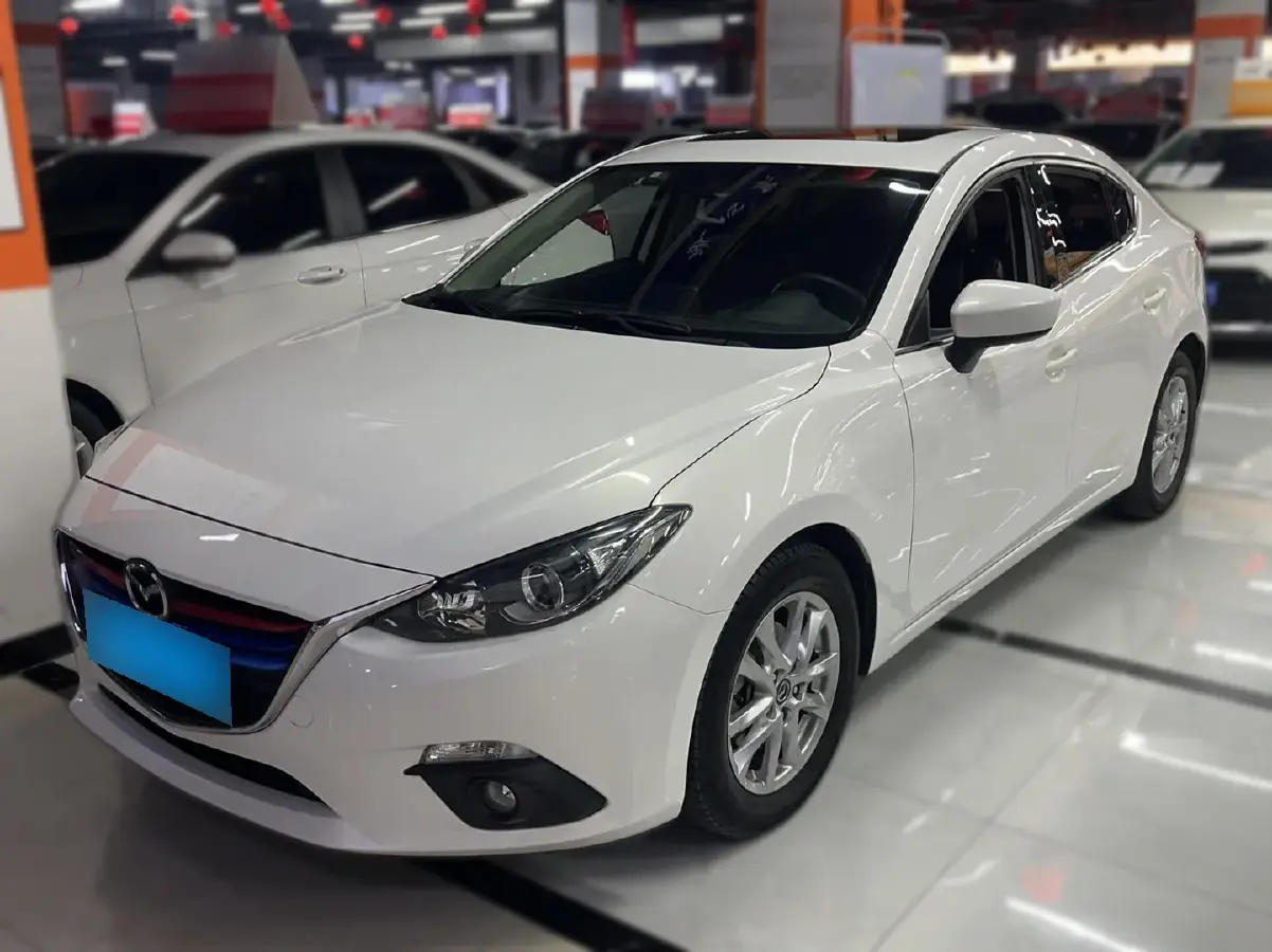 2014 Mazda 3 Axela 1.5L 117HP L4 6AT