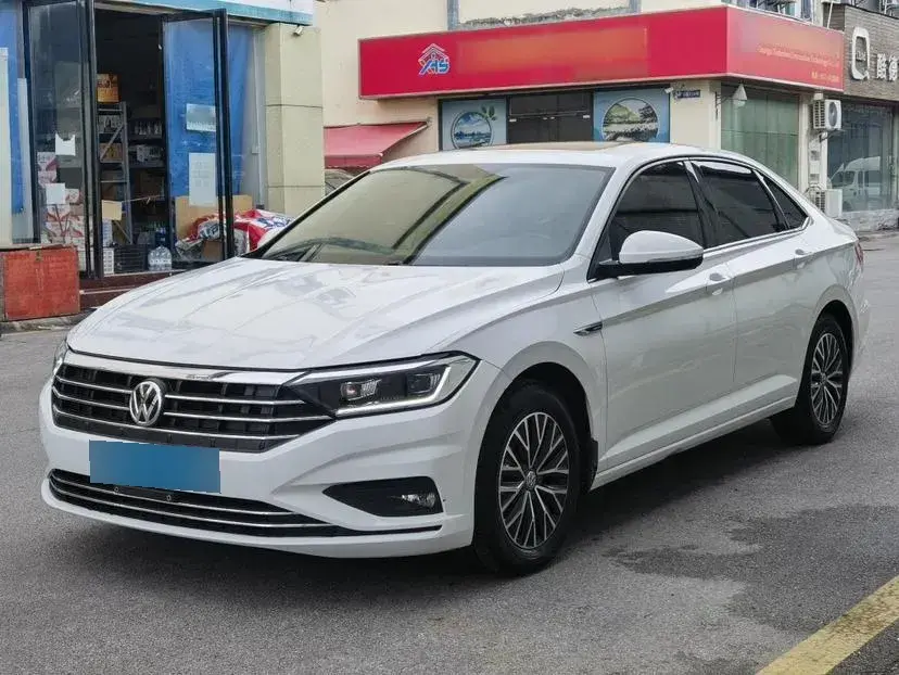 2019 Volkswagen Sagitar 1.4T 150HP L4 7DCT