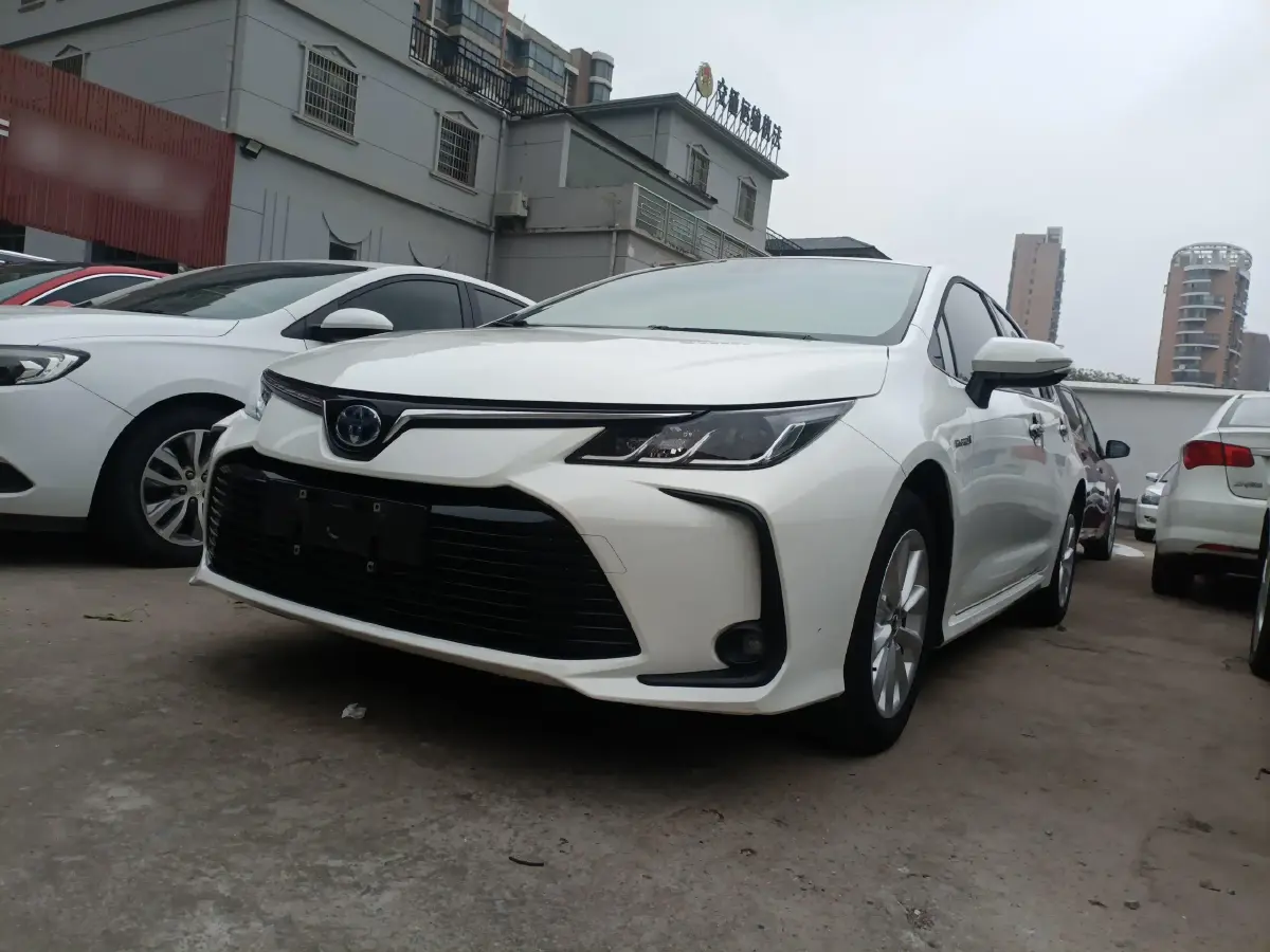 2021 Toyota Corolla 1.8L 98HP L4 E-CVT Hybrid
