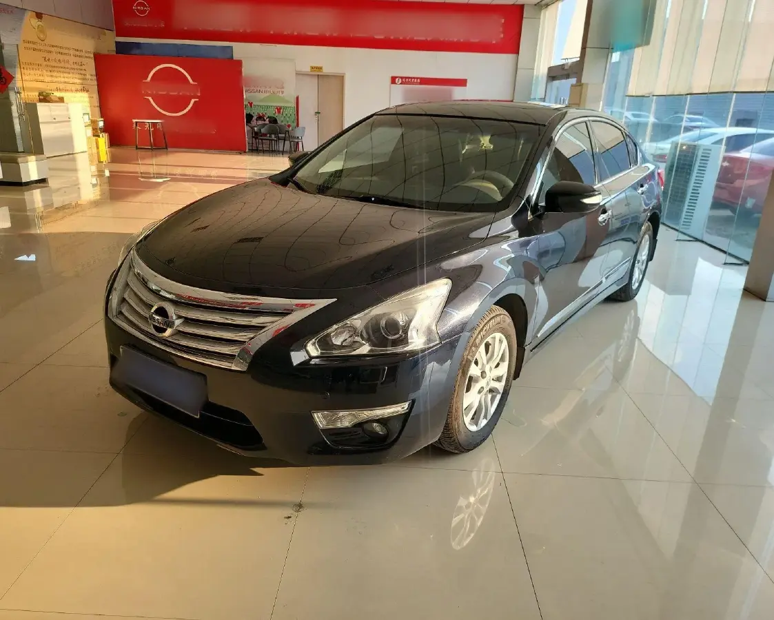 2013 Nissan Teana 2.5L 186HP L4 CVT