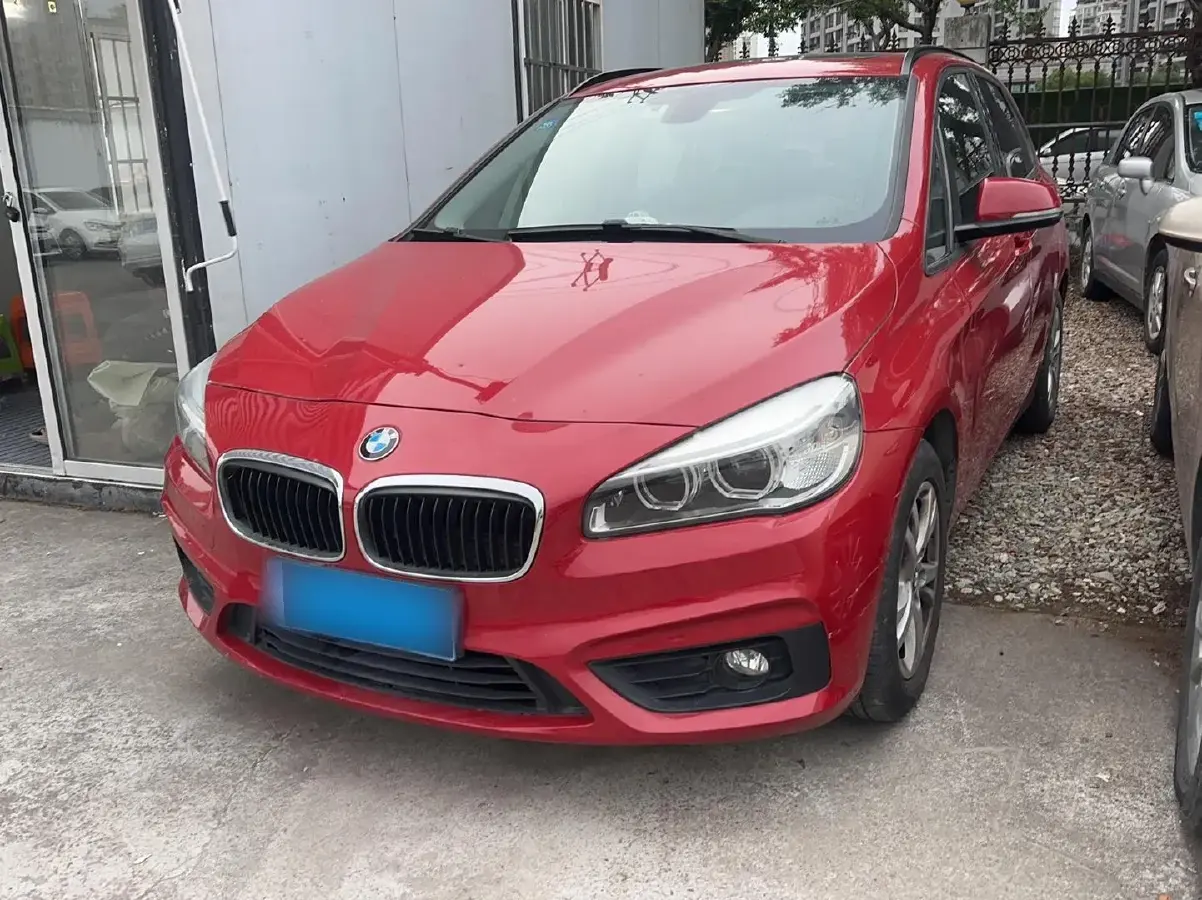 2016 BMW 2 Series Wagon 1.5T 136HP L3 6AT