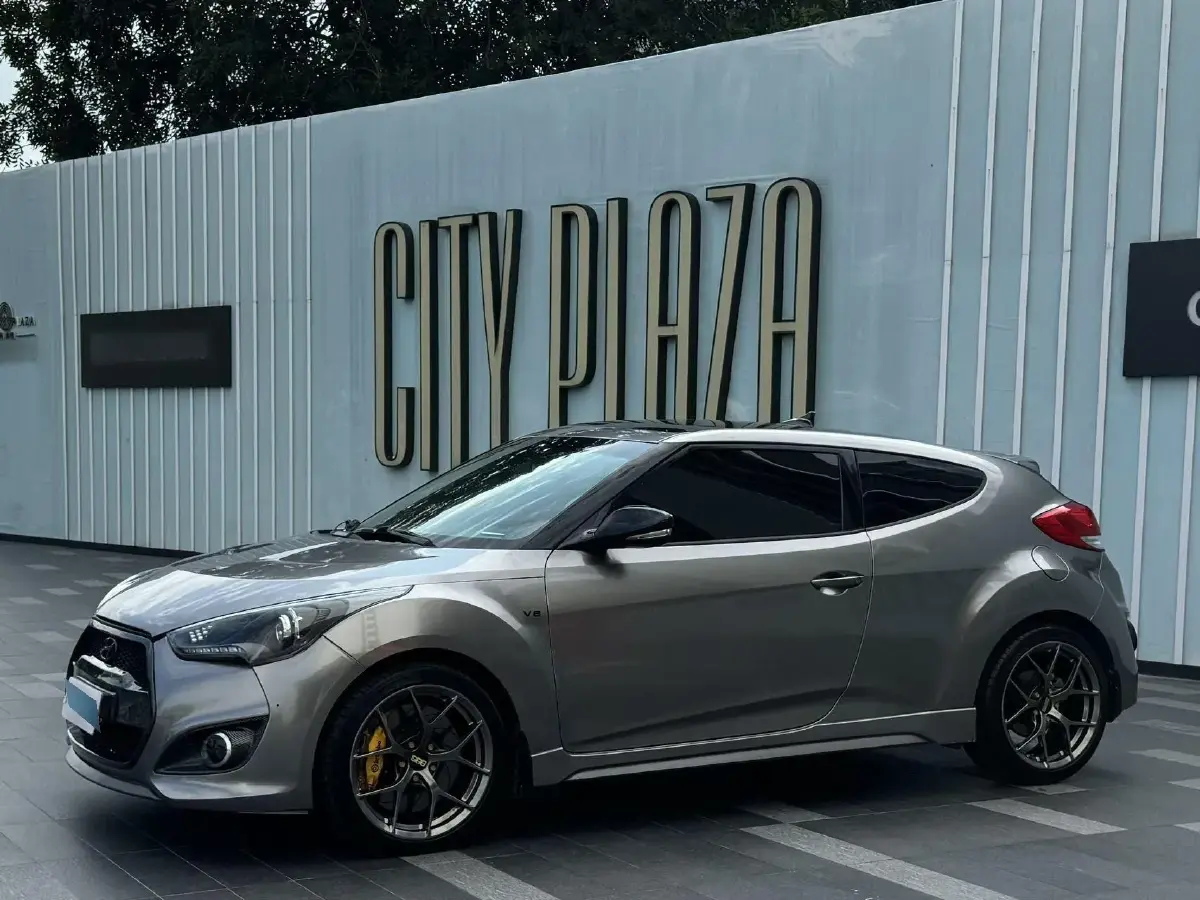2012 Hyundai Veloster 1.6T 204HP L4 6AT