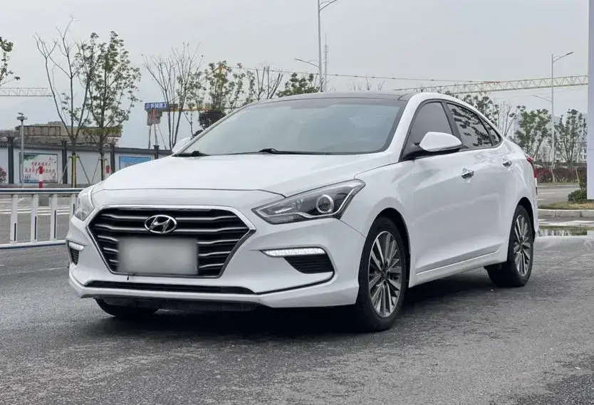 2017 Hyundai Mistra 1.8L 143HP L4 6AT