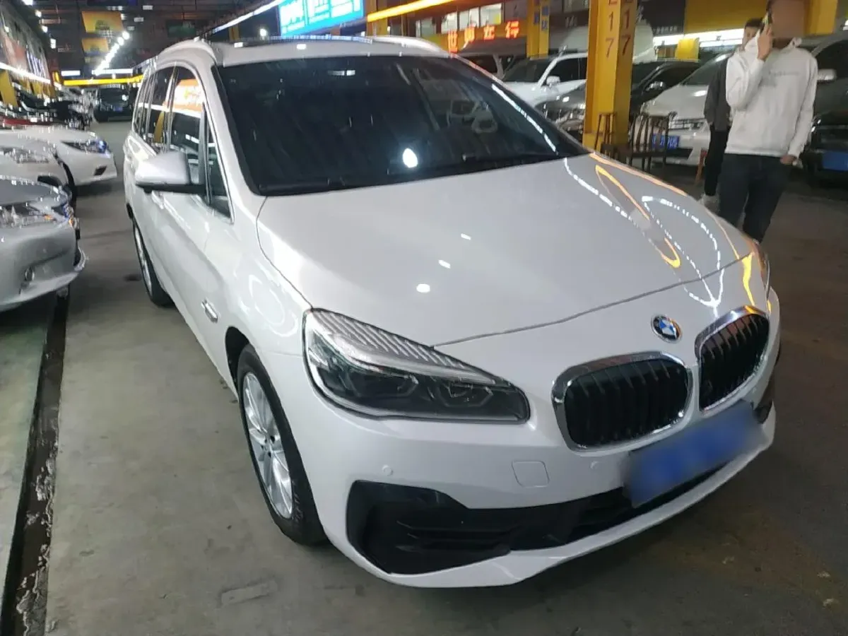 2019 BMW 2 Series SUV 1.5T 140HP L3 7DCT,autocango,china used car exporter,china ev exporter,chinese used car exporter,chinese used ev exporter