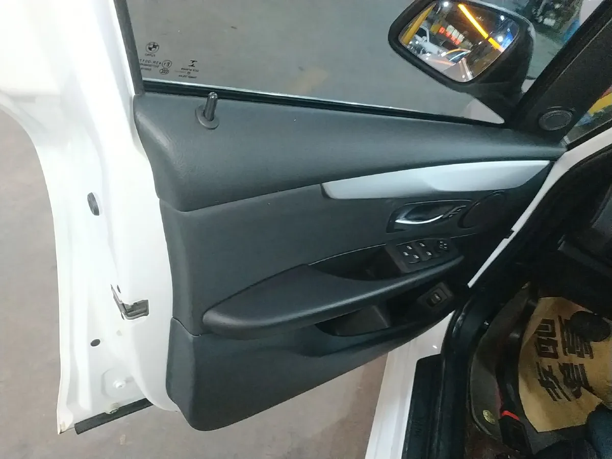 2019 BMW 2 Series SUV 1.5T 140HP L3 7DCT,autocango,china used car exporter,china ev exporter,chinese used car exporter,chinese used ev exporter