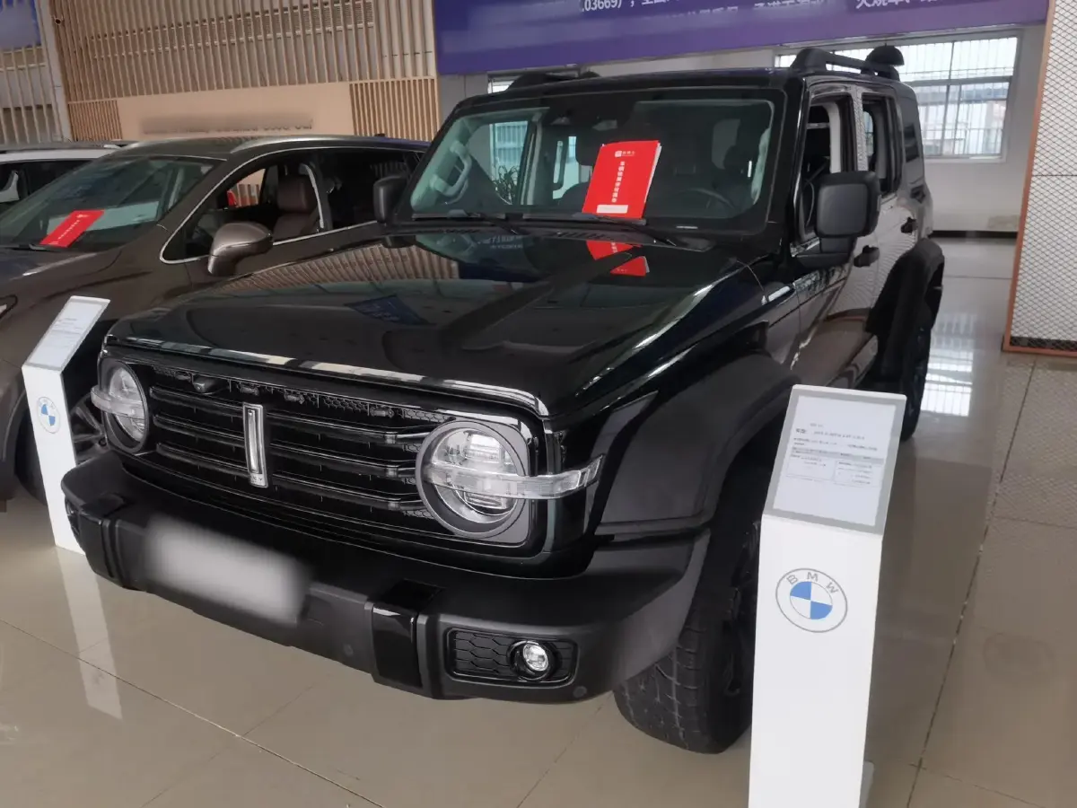 2021 Tank 300 2.0T 227HP L4 8AT