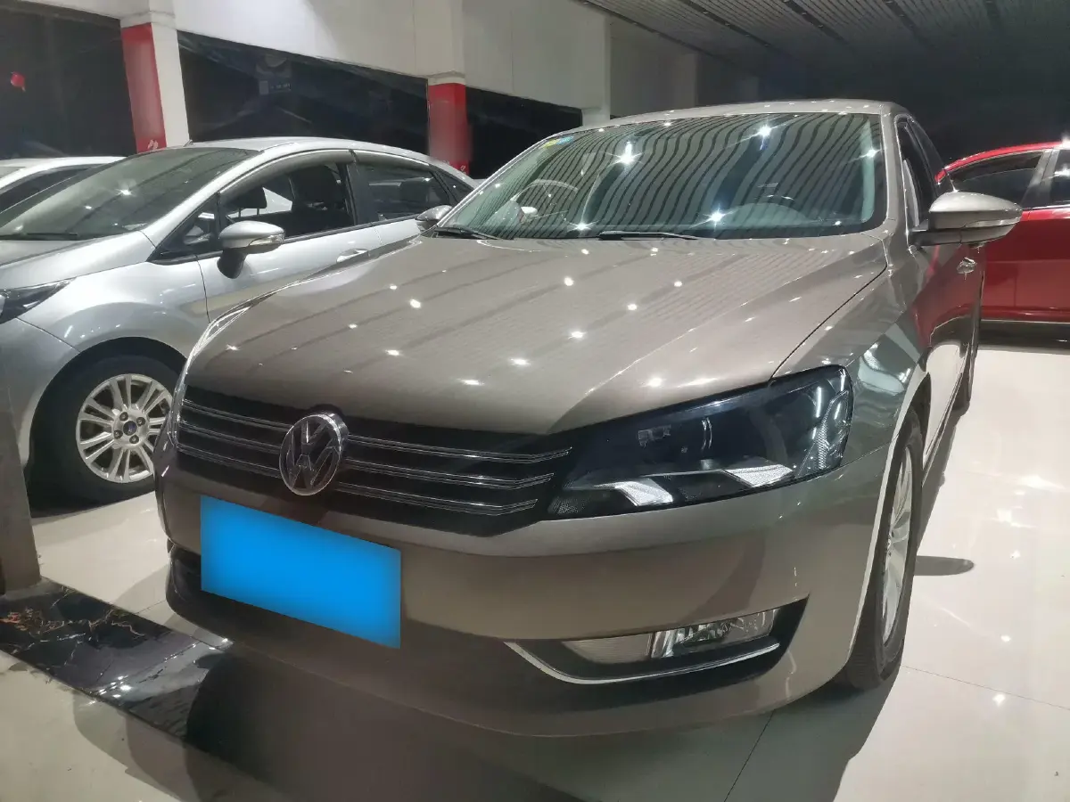 2013 Volkswagen Passat 1.8T 160HP L4 7DCT