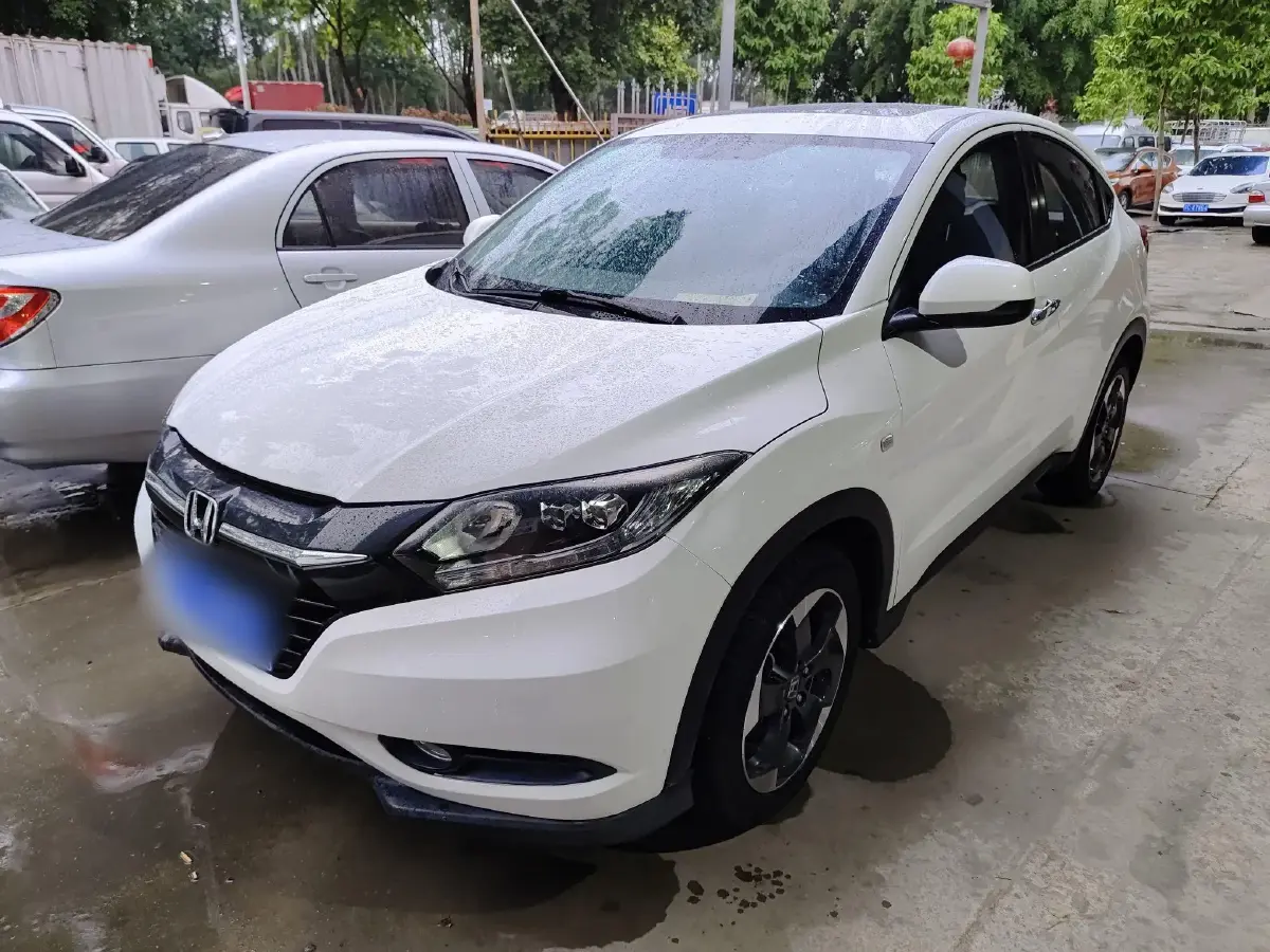 2017 Honda Vezel 1.8L 136HP L4 CVT
