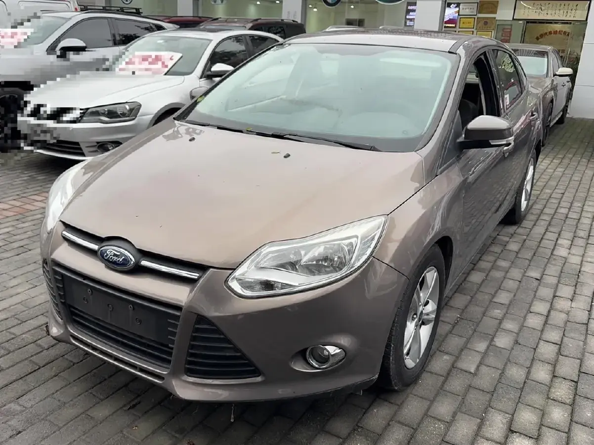 2012 Ford Focus 1.6L 125HP L4 6DCT