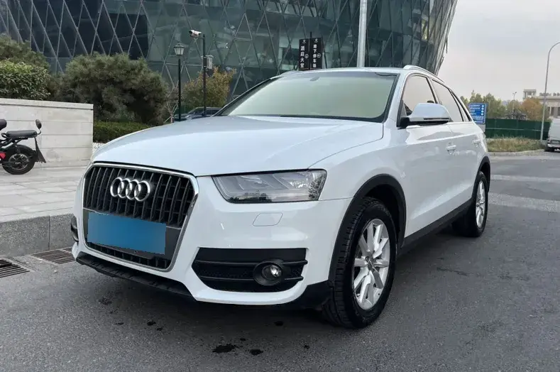 2015 Audi Q3 2.0T 170HP L4 7DCT