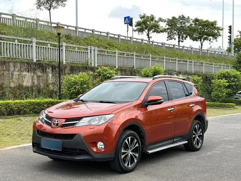 2013 Toyota RAV4 2.5L 180HP L4 6AT