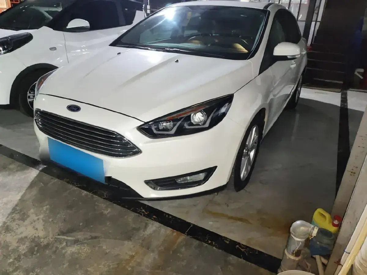 2015 Ford Focus 1.0T 125HP L3 6AT