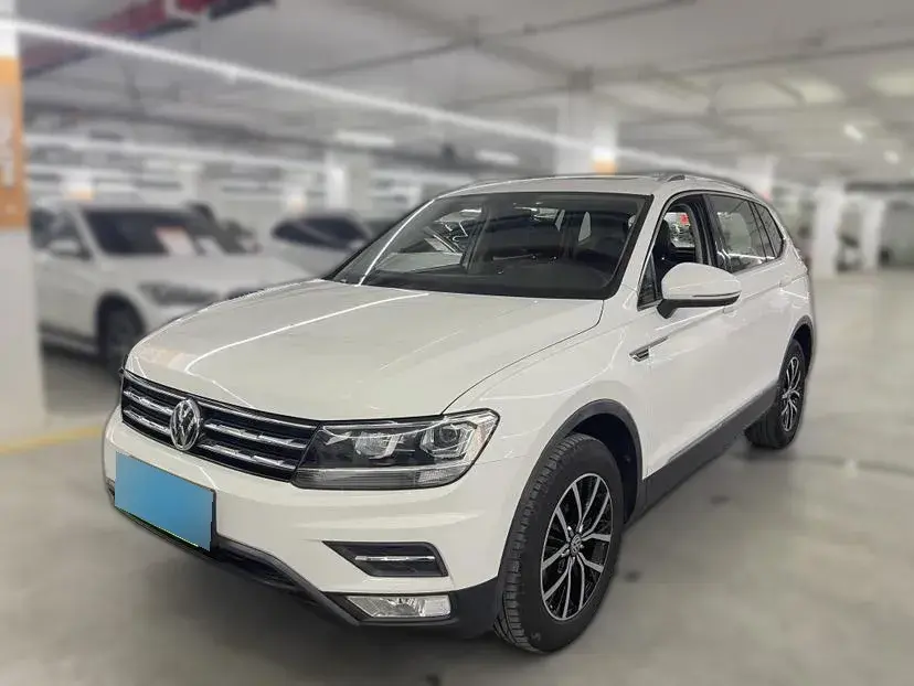 2018 Volkswagen Tiguan L 2.0T 186HP L4 7DCT