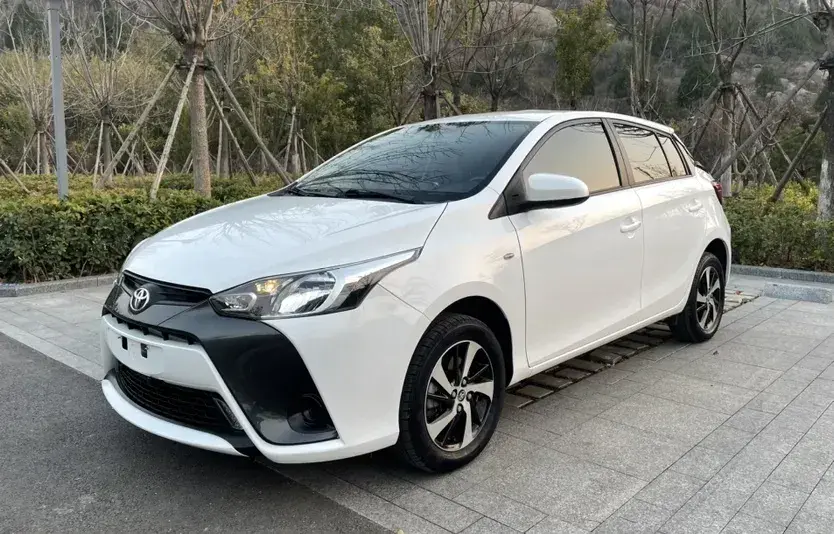 2019 Toyota Yaris L 1.5L 110HP L4 CVT