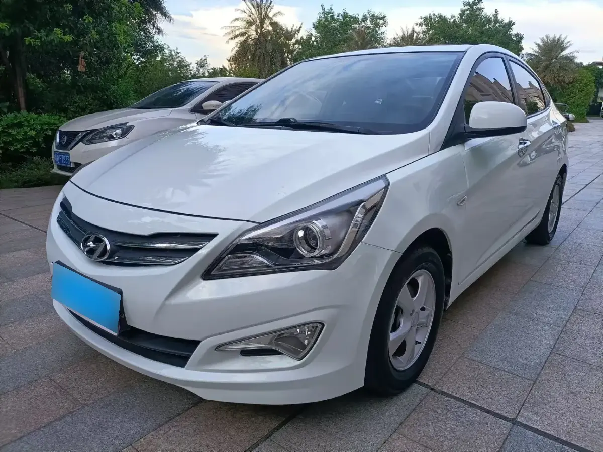 2016 Hyundai Reina 1.4L 107HP L4 4AT