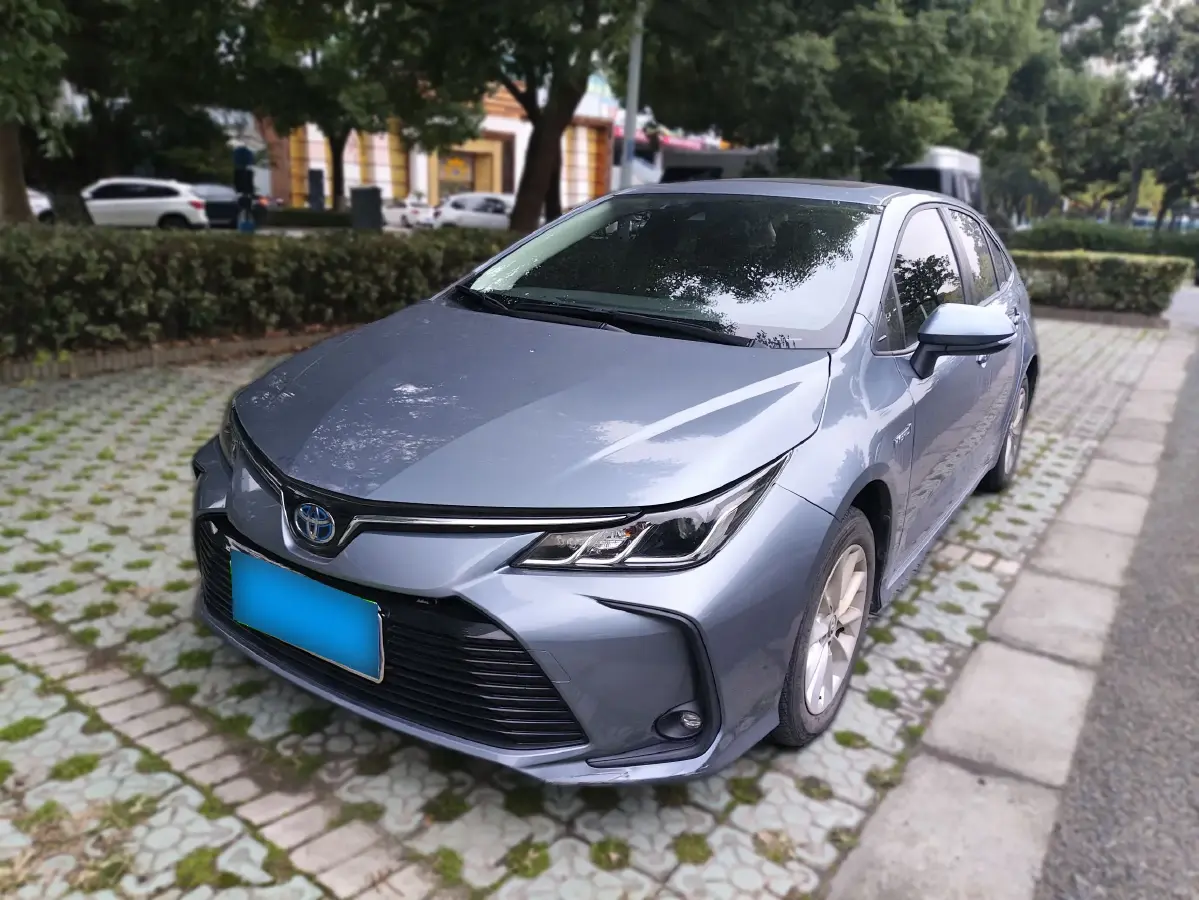 2021 Toyota Corolla 1.8L 98HP L4 E-CVT Hybrid