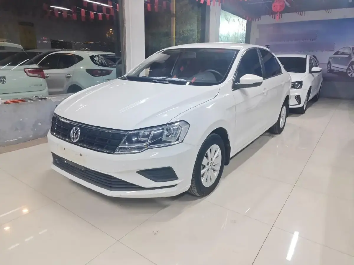 2017 Volkswagen Jetta 1.5L 110HP L4 5MT